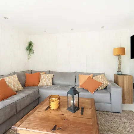 Ferienhaus Idyllic Holiday In Near Centre Ooltgensplaat